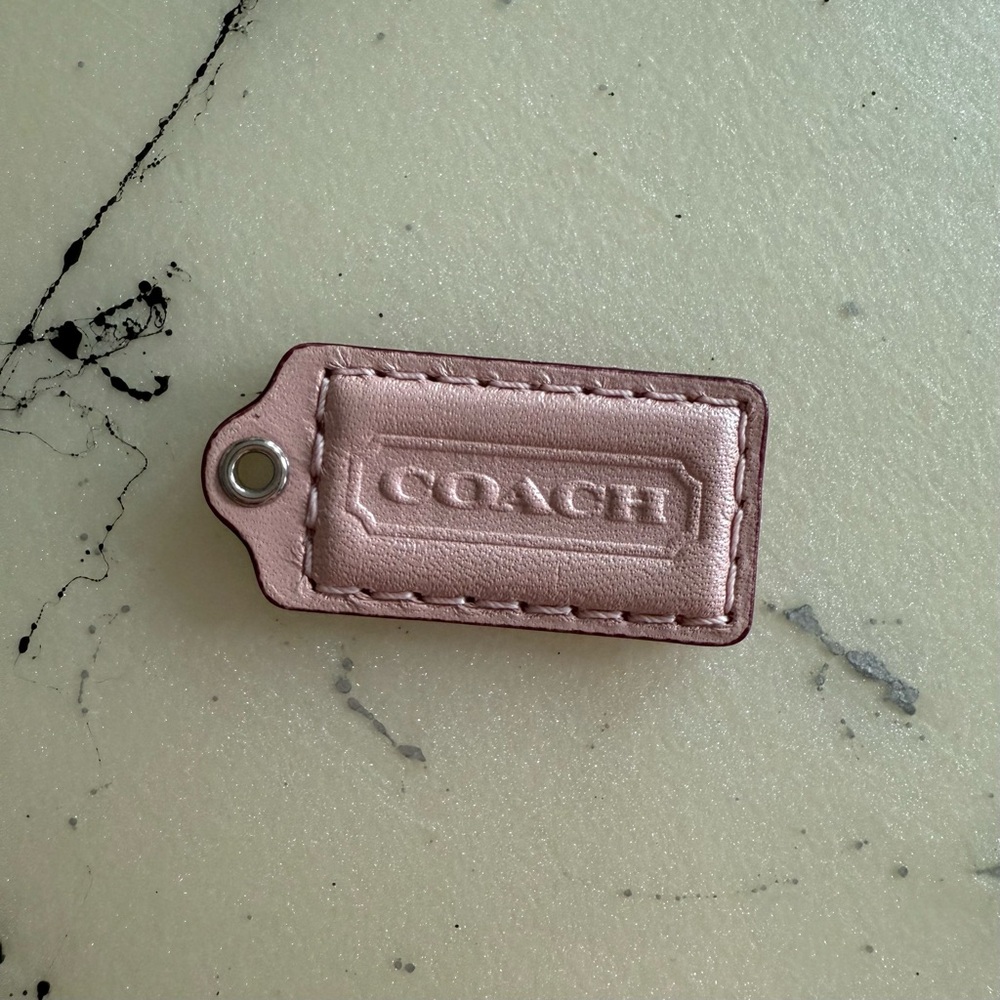 NEW | COACH HANG TAG | BLUSH PINK